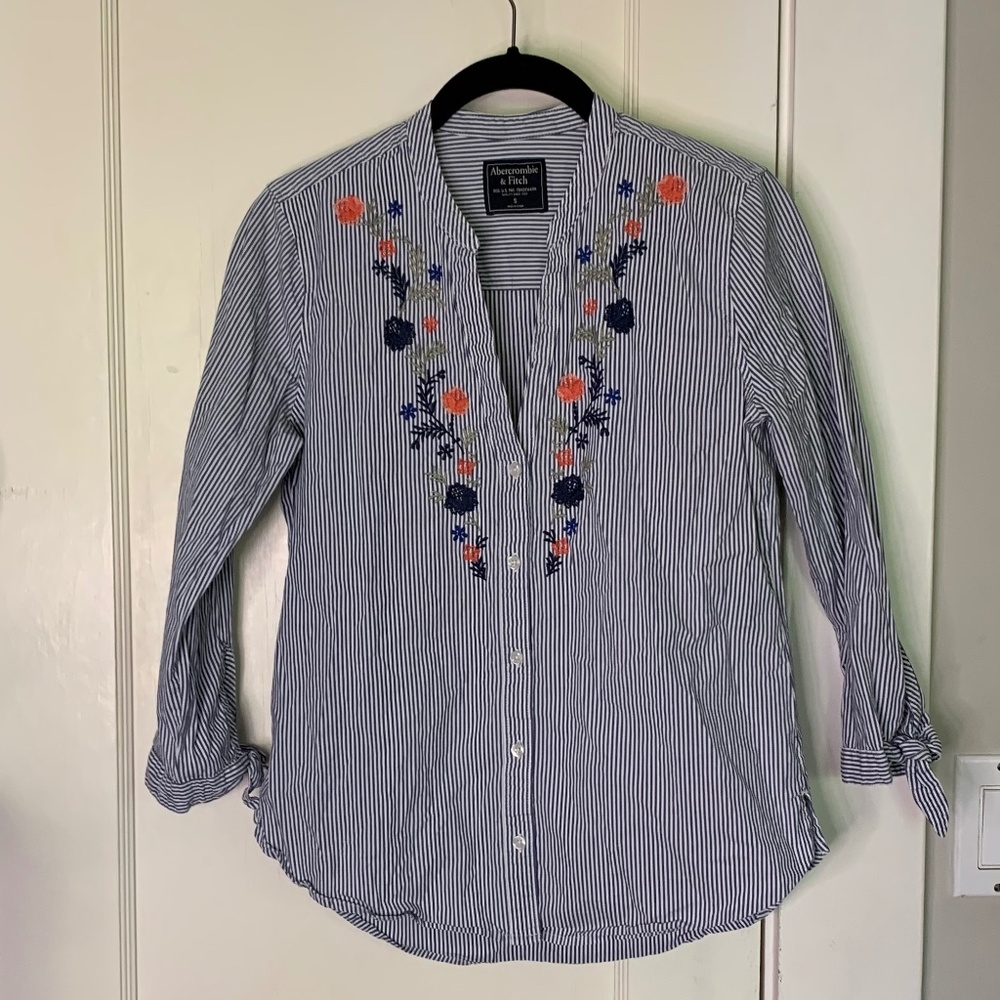 Abercrombie & Fitch Top Size S